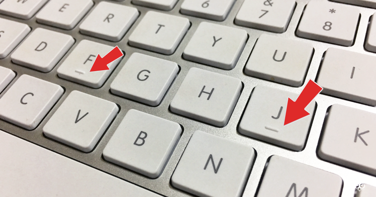 Why The &quot;F&quot; And &quot;J&quot; Keyboard Keys Have Raised Ridges? - I&#39;m A Useless Info Junkie